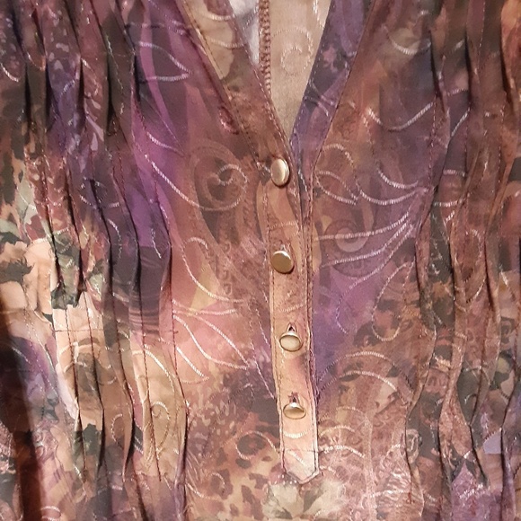 New Directions Pleated Flowy Tunic - Picture 3 of 5